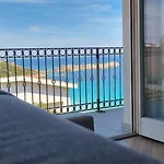 Rena Bianca 7 *